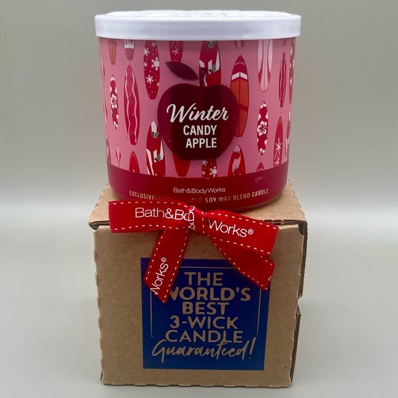Bath & Body Works WINTER CANDY APPLE 3 Wick Candle ~ 14.5oz ~Sandy Clause ~ NIB - Picture 1 of 8
